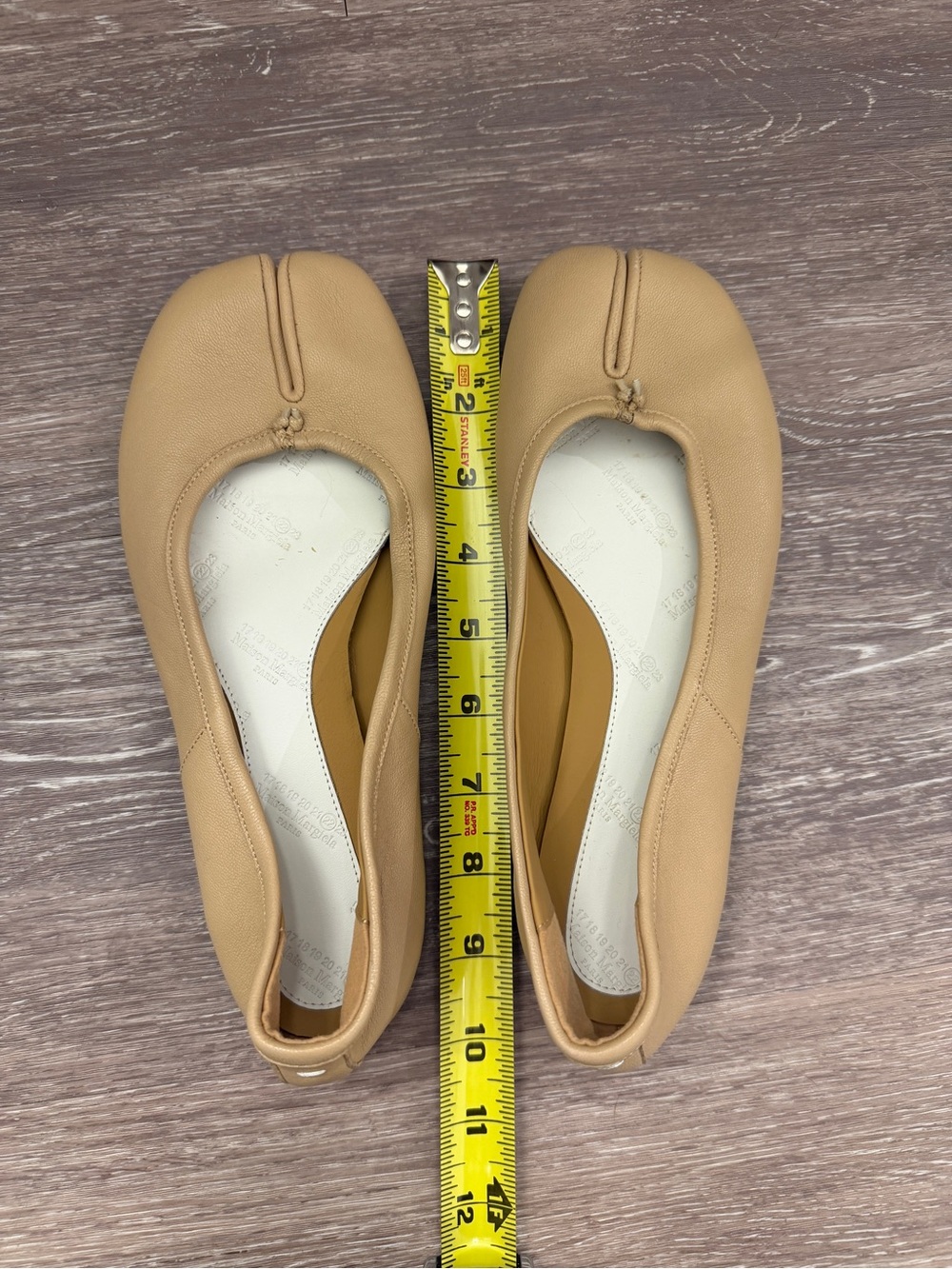 Maison Margiels Women’s Leather Ballet Flats in Nude size 38
